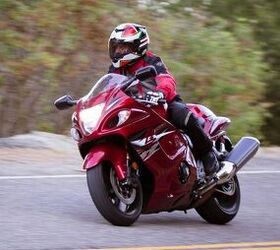 一个年轻的骑士能做些什么来保持尽可能低的摩托车保险费率