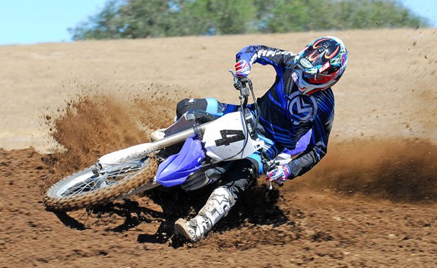 2014 yamaha yz450f review first ride, Steering was heavier than expected despite changes to the chassis designed to make it more flickable