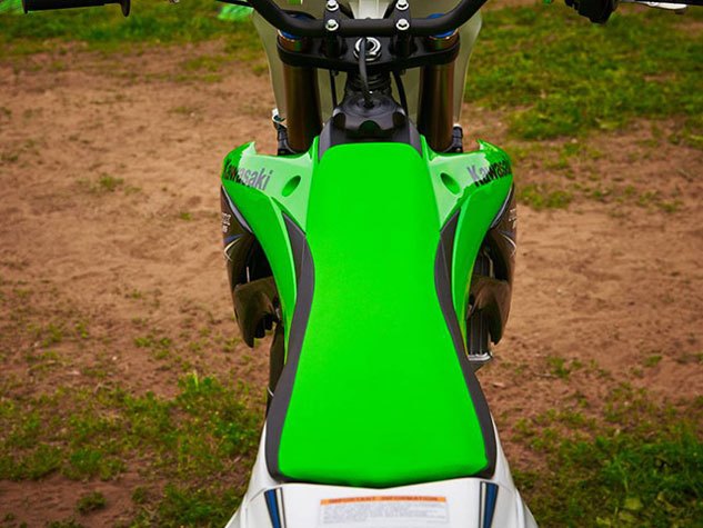 2014 kawasaki kx85 and kx100 previews, For 2014 the seating area is smoother and more spacious