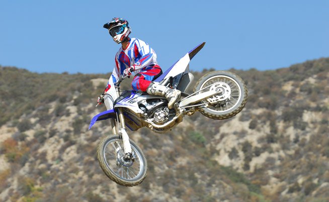 2014 yamaha yz250f first ride, Yamaha s extensive mass centralization efforts have paid big dividends in the YZ250F Its flickable nature will no doubt be greatly appreciated by novices and experts alike