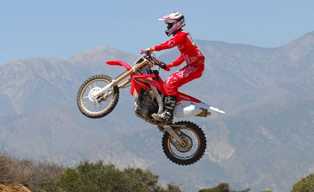 2013 honda crf450x review, The 450X s compact feel and neutral chassis aid its mid air maneuverability