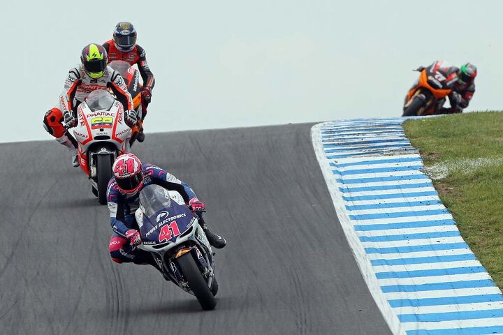 motogp phillip island 2013 results, With an 11th place finish Aleix Espargaro successfully clinched the top CRT entry for the second consecutive season