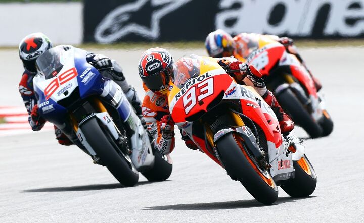 motogp valencia 2013 preview, The 2013 MotoGP Championship will go down to the final race with just a 13 point gap separating Marc Marquez from Jorge Lorenzo