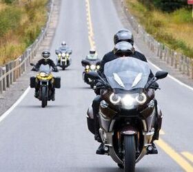Four Moto Journalists Ride the Edge in Ontario – Video