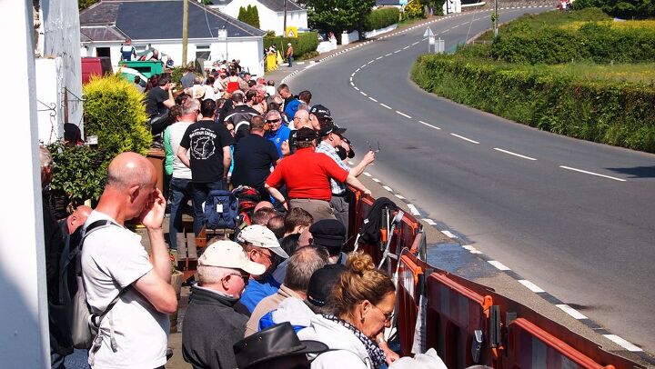 spectating the isle of man tt, The Ginger Hall Hotel is a popular spot to catch the action