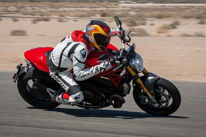 2014 super streetfighter smackdown video, On a medium speed track like Chuckwalla even the mighty KTM would briefly lose ground on the Monster on corner exits