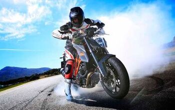 2014 KTM Super Duke R Review - First Ride