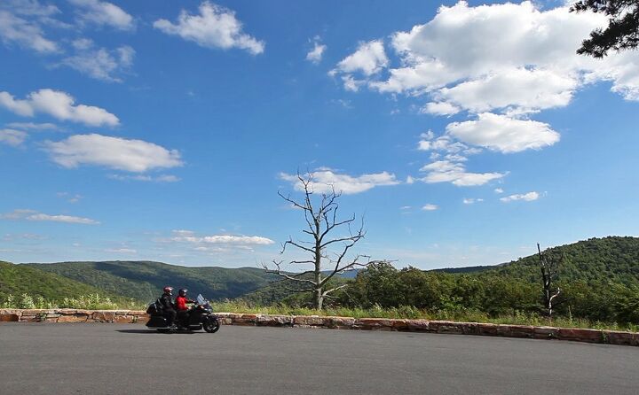the wings tour 2014 leg one, The Skyline Drive 105 miles of curvy roads gorgeous views and blue sky