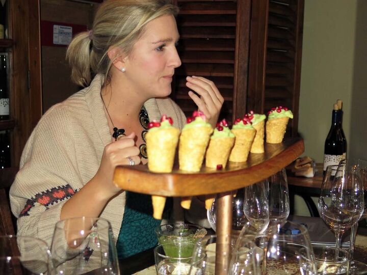 great places to ride healdsburg california, Meanwhile my tour guide Kinley was noshing on some guacamole cones with more pomegranate