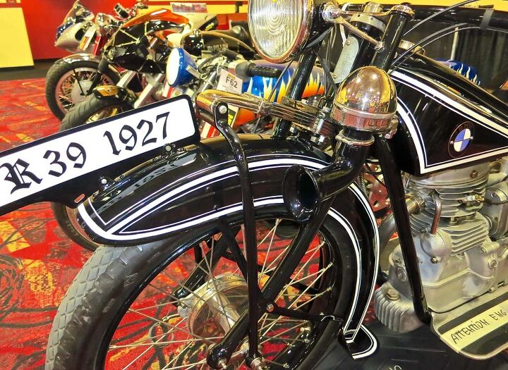 2015 mecum midamerica motorcycle auction, Bidding on the 1939 BMW R39 reached 100k No sale