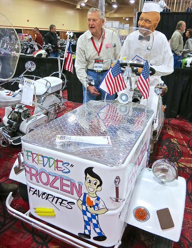2015 mecum midamerica motorcycle auction, The cute 1951 Cushman trike ice cream wagon brought 10 000