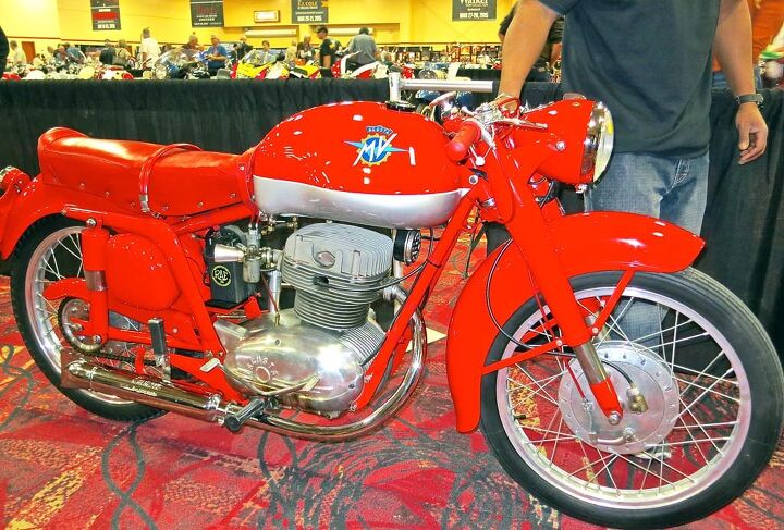 2015 mecum midamerica motorcycle auction, A 1954 MV Agusta Disco Volante CSS sold for 13 000