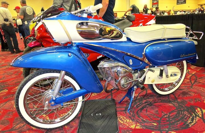 2015 mecum midamerica motorcycle auction, A 1962 Victoria Variant 50cc went for 16 000
