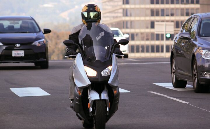 2014 bmw c600 sport review, The Sport like its sibling the GT has more than enough power to handle urban commuting duties both on surface streets and highway