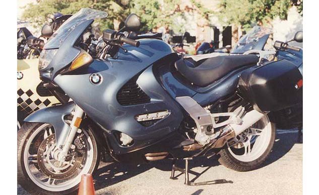 church of mo first impression 1998 bmw k1200rs, The blue metallic model was very appealing