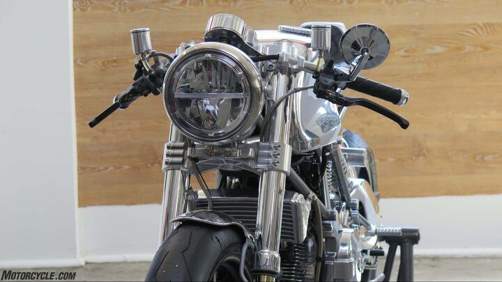 ninth annual brooklyn invitational custom motorcycle show report, A popular oogle Walt Seigl