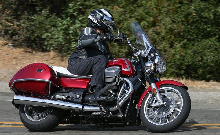 2015 moto guzzi california 1400 touring first ride review video, With a meaty flat torque curve the California 1400 Touring allows for several gear choices in corners