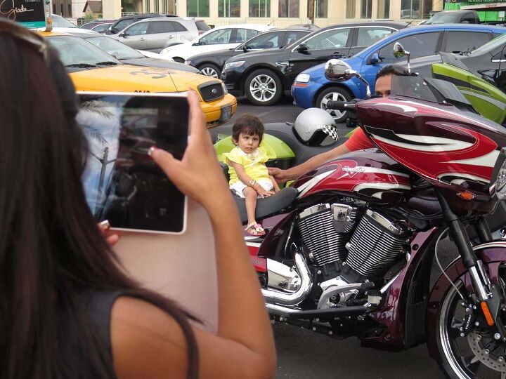 2015 victory magnum review, A lot of people in Vegas are under the impression the whole town is some kind of playground Sure why not shoot a picture of your kid on my motorcycle Has anybody ever told you he looks just like Maurice Gibb She Sorry