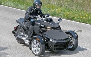 2015 Can-Am Spyder Roadster Spied!