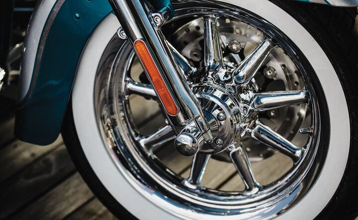 2015 harley davidson cvo softail deluxe review, Chrome wheels and white walls