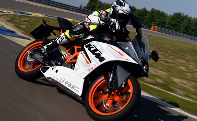 2015 KTM RC390 First Ride Review + Video