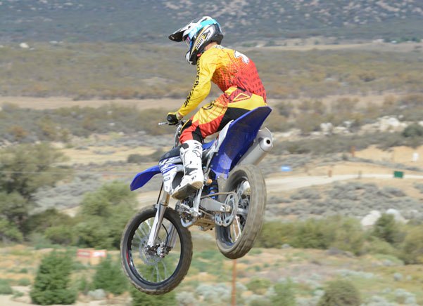 2015 yamaha yz450f review, The YZF450F s brawny engine and light flickable feel instantly allowed test rider Ryan Abbatoye to feel comfortable and fast on it