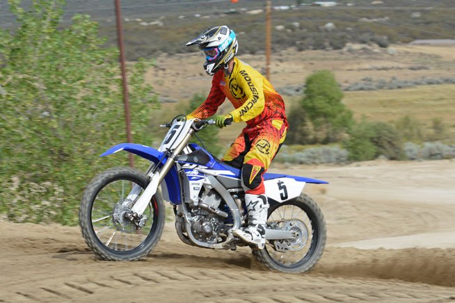 2015 yamaha yz450f review, The revised KYB SSS fork and rear end took very little time to dial in The YZ450 s suspension delivers smooth and controlled suspension action with 12 2 inches of travel up front and 12 4 inches out back