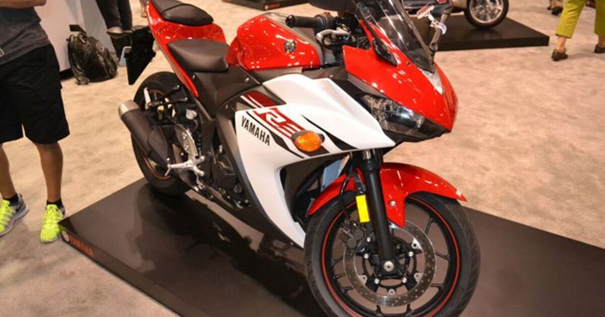 Yamaha R3 2014 AIMExpo 2014: 2015 Yamaha R3 First Look Video | Motorcycle.com