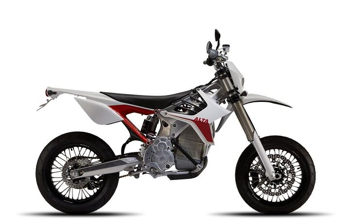 2015 alta motors redshift mx and sm preview video, The Redshift SM is basically an MX with 17 inch wheels and bigger brakes and can be equipped with lights mirrors and indicators for road legal use Scrapping those components for competition use sheds about nine pounds from its 264 lb weight