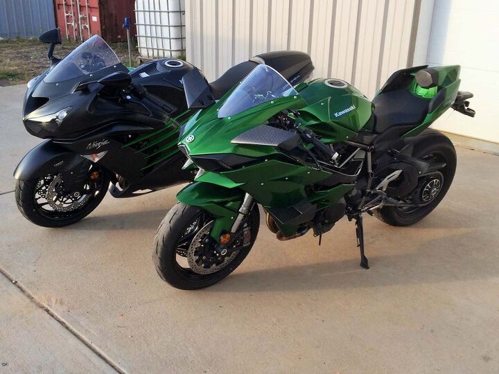riding kawasaki s supercharged ninja h2 h2r rickey gadson interview video, For comparison to the H2 Gadson brought along a low mileage ZX 14R that had also been lowered the front end modified internally to lower it even further than the H2