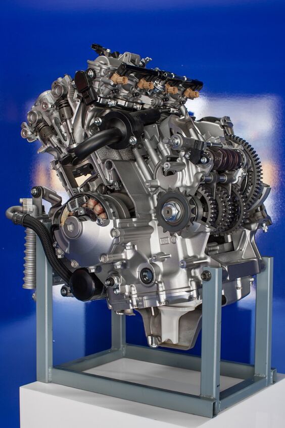 2015 Yamaha YZF-R1/YZF-R1M First Ride Review + Video | Motorcycle.com