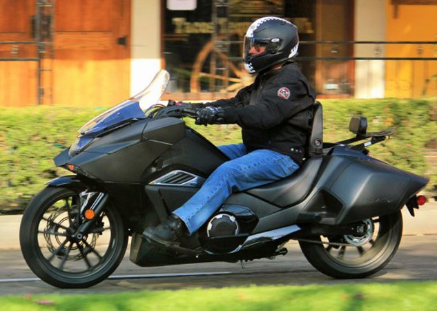 reader s choice best scooter of 2015 honda nm4