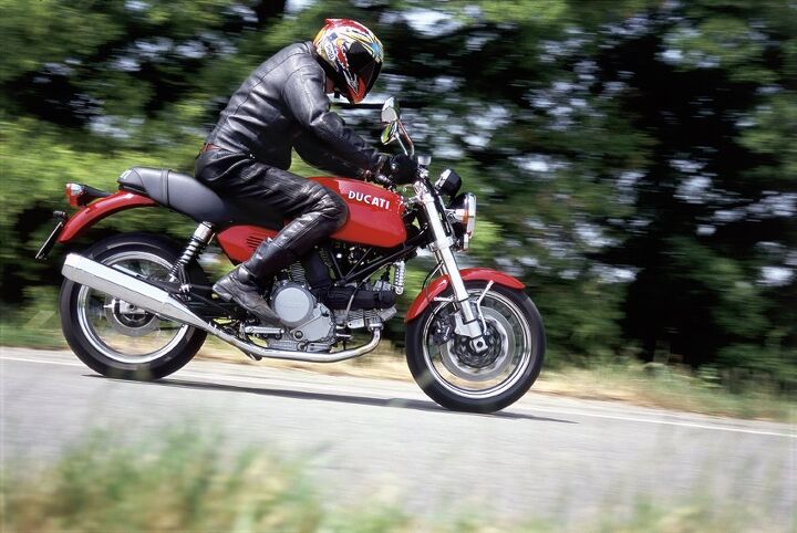 church of mo ducati gt1000 sport classic road test, Yossef says 120 mph is interesting on the GT1000