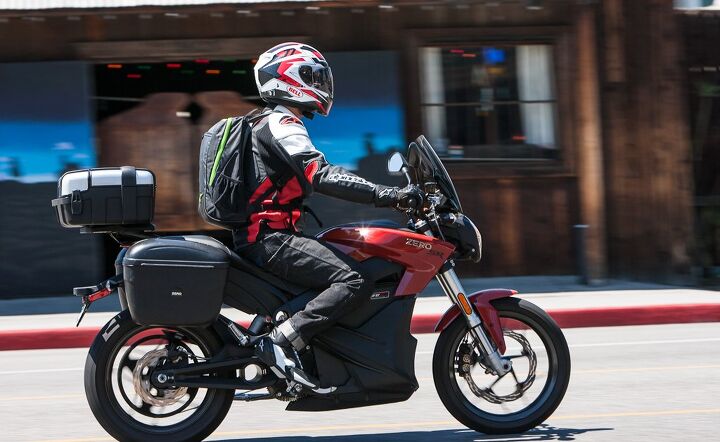 living with a zero sr, For getting to from the office or campus it doesn t get much easier than the Zero The width of the saddlebags don t protrude further than the mirrors so filtering through traffic isn t an issue