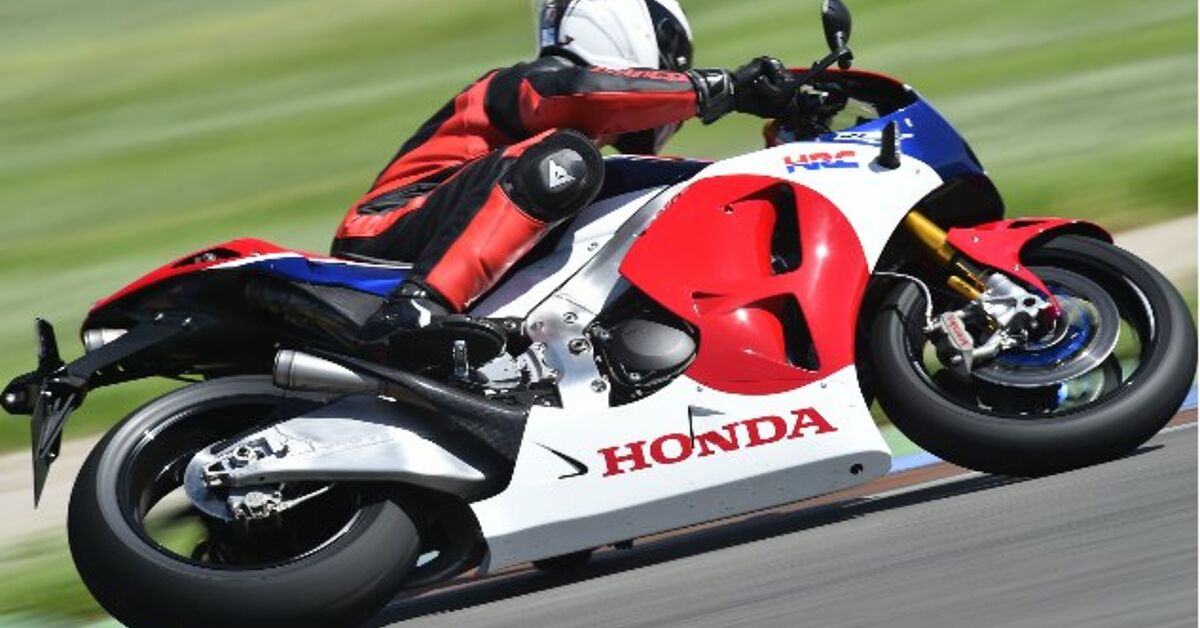 2016 Honda RC213V-S First Ride Review | Motorcycle.com