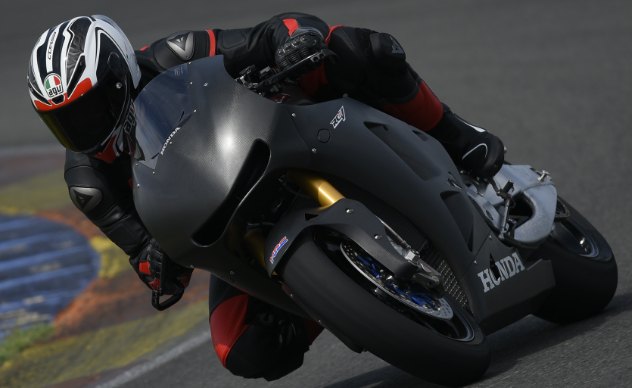 2016 honda rc213v s first ride review, Colin Edwards once said his YZR M1 was an easier bike to ride than the YZF R1 at the time That analogy applies here in the aspect that the RC213V S is easier to ride fast than other production superbikes on the market Honda says the dry clutch in the RC213V S should be serviced every 2 000 miles Cost of ownership also comes with a price tag