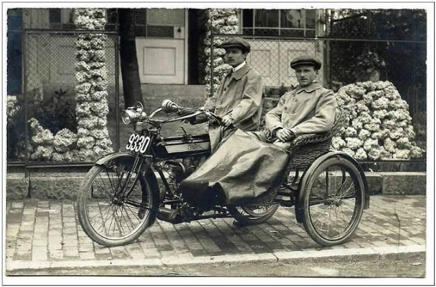 retrospective 1922 humber cycle, A 1912 Humber appears in an advertisement with wicker sidecar its rider and passenger jauntily attired in matching gear