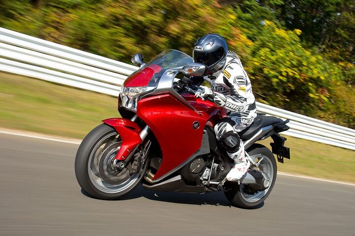church of mo 2010 honda vfr1200f review first ride, The 2010 Honda VFR1200F is ready to blow away preconceptions and the competition