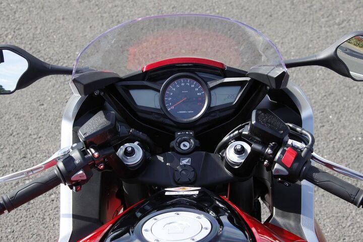 church of mo 2010 honda vfr1200f review first ride, Dual LCD info screens flank the central analog tachometer