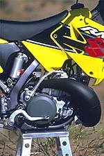 church of mo 2001 suzuki rm250, Changes to the motor are aimed at boosting low to mid rpm power