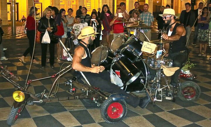 riding motorcycles in france how the french roll, The Nomad Men ply the streets and plazas of Nice on a home built quad cycle drum kit and always draw a crowd
