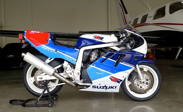 Archive: 1989 Suzuki GSX-R750RR