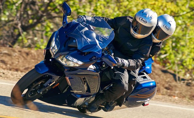 Two Cool Transmission Details Revealed At The 2016 Yamaha FJR1300 Briefing