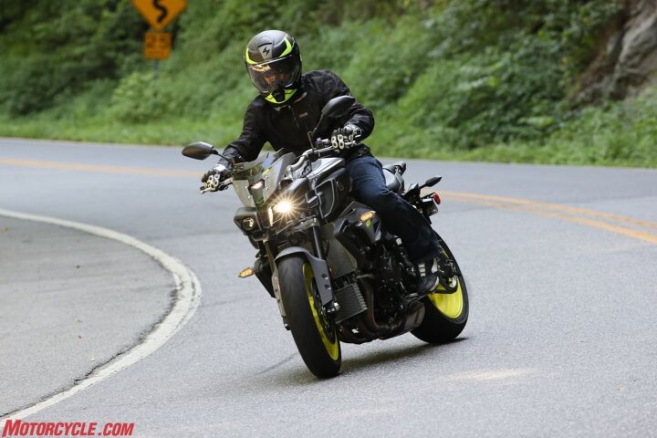 2017 yamaha fz 10 first ride review, The FZ 10 is so playful and confidence inspiring you can t help but want to do silly things on it Fun fact the intake scoops on either side of the headlight are not functional This is partially the reason for the larger airbox compared to the R1 to help compensate for the reduced ram air effect