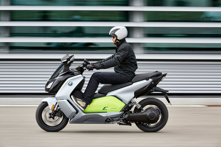 2017 bmw c evolution scooter coming to us, The heavy batteries are stored in the base of the chassis for a low center of gravity