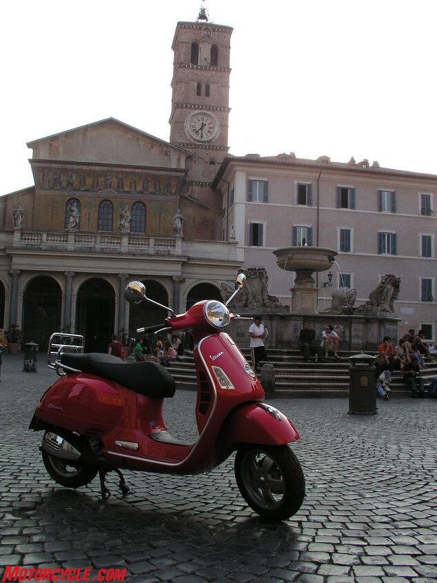 church of mo roaming holiday touring tuscany on a 2006 vespa gts250ie, Italians don t even know when they re being picturesque