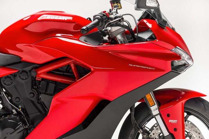2017 ducati supersport and supersport s preview