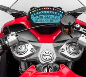 2017 Ducati SuperSport and SuperSport S Preview | Motorcycle.com