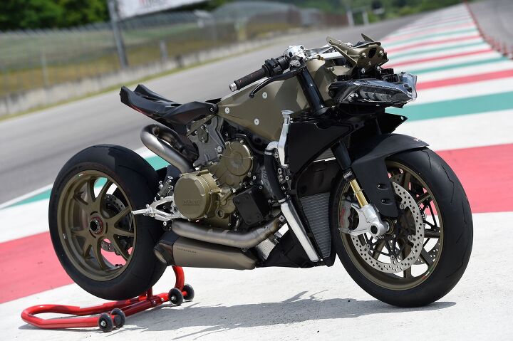 ducati project 1408 superbike leaked, Here s Ducati s 1199 Superleggera unclothed and showing its magnesium frame that will be replaced by a carbon unit on the 1299 Superleggera Aluminum swingarm and wheels will also be replaced by carbon components