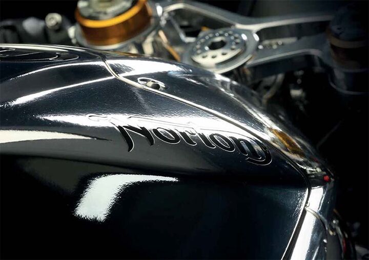 2017 norton v4 rr and ss announced